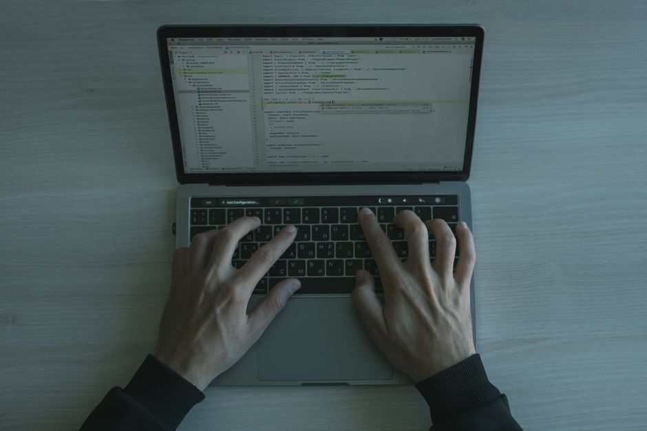 Fix: Cannot find 'functionName' in scope in an Xcode Playground Fix: Cannot find ‘functionName’ in scope in an Xcode Playground