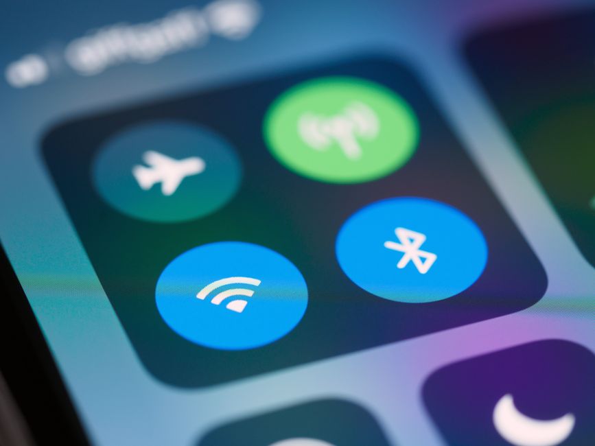 Fix: CBCentralManager State 2 (Unsupported) and No Bluetooth Permission Prompt on iOS 18