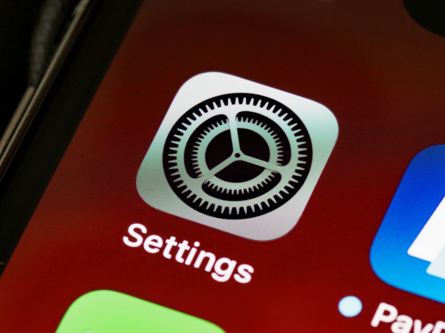 iOS 27.2: What's New, Known Issues & Fixes iOS 27.2: What’s New, Known Issues & Fixes